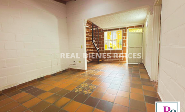 Casa para arriendo en unidad abierta