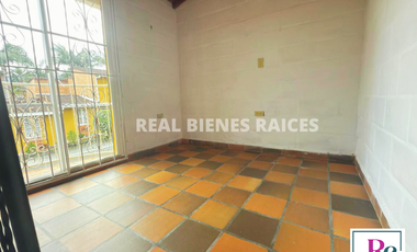 Casa para arriendo en unidad abierta