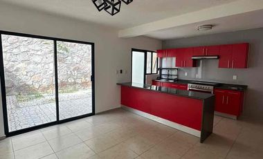 MONTES BLANCOS JURIQUILLA CASA EN RENTA 3 RECÁMARAS $17,500 MXN