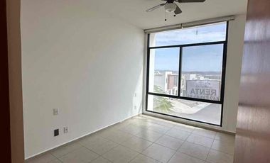 MONTES BLANCOS JURIQUILLA CASA EN RENTA 3 RECÁMARAS $17,500 MXN