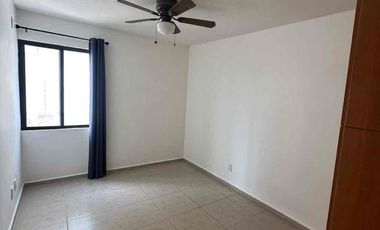 MONTES BLANCOS JURIQUILLA CASA EN RENTA 3 RECÁMARAS $17,500 MXN