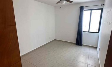 MONTES BLANCOS JURIQUILLA CASA EN RENTA 3 RECÁMARAS $17,500 MXN