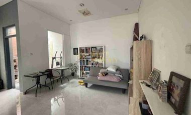RUMAH MEWAH DIJUAL CEPAT 2 MENIT DARI ARTOS MALL
