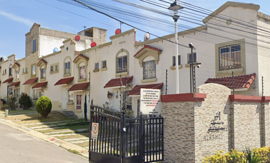 Casa en venta en Huehuetoca, Estado de México. CLM ADJUDICADA