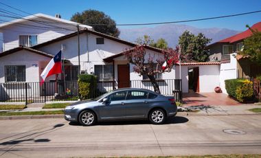 Linda y confortable casa en condominio