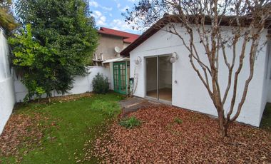 Linda y confortable casa en condominio