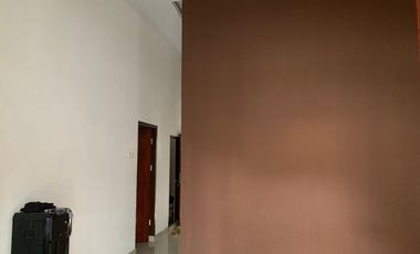 Rumah Cantik, Dekat Lap. Perwira Tengku Bey