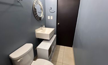 Casa en renta en Valle Azul Apodaca semi amueblada a 3 Min de Miguel Alemán