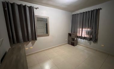Casa en renta en Valle Azul Apodaca semi amueblada a 3 Min de Miguel Alemán