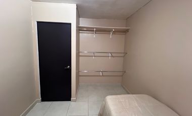 Casa en renta en Valle Azul Apodaca semi amueblada a 3 Min de Miguel Alemán