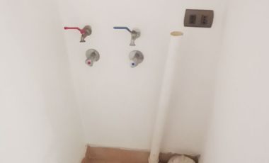 Lindo departamento 2 dormitorios 1 baño, con estacionamiento, en edificio de baja dencidad