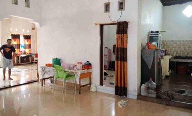 Dijual Cepat Rumah Jumbo 13.5x29 Lengkap Kolam Renang. SHM On Hand