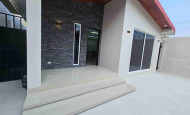 Casa en Venta – Una Planta Alborada 10ª Etapa