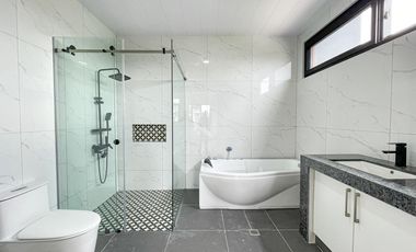 Notable Modern Contemporary House and Lot with Roofdeck in Greenwoods Executive Village, Pasig City