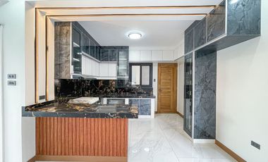 Notable Modern Contemporary House and Lot with Roofdeck in Greenwoods Executive Village, Pasig City