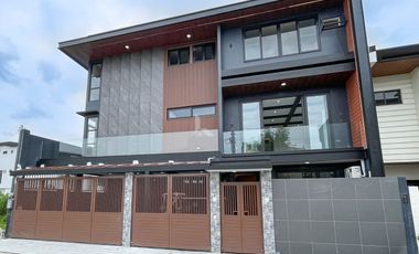 Notable Modern Contemporary House and Lot with Roofdeck in Greenwoods Executive Village, Pasig City
