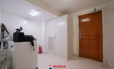 Spacious 3BR w/ Balcony & Panoramic Views – Hidalgo Place, Rockwell Makati