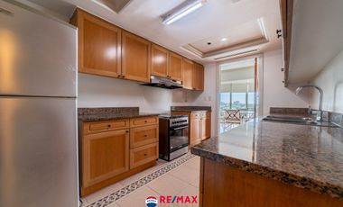 Spacious 3BR w/ Balcony & Panoramic Views – Hidalgo Place, Rockwell Makati