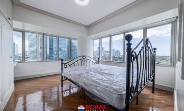 Spacious 3BR w/ Balcony & Panoramic Views – Hidalgo Place, Rockwell Makati