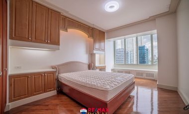 Spacious 3BR w/ Balcony & Panoramic Views – Hidalgo Place, Rockwell Makati