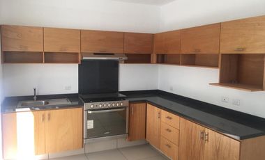 Casa en Renta $18,500.00 Fracc. San Isidro Residencial coto Cartuja