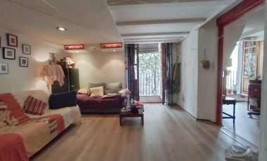 Departamento con Balcon Frances en Centro Historico a un costado de Claustro de Sor Juana.