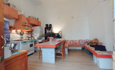 Departamento con Balcon Frances en Centro Historico a un costado de Claustro de Sor Juana.