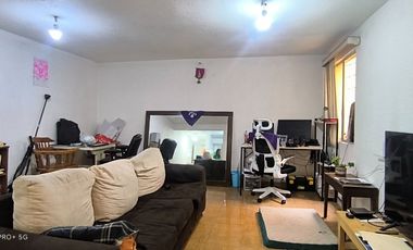 Depto en venta en Dr. Jimenez 29, Doctores, Cuauhtémoc, 06720 Ciudad de México, CDMX 58 m². Cuenta con 2 habitaciones, baño, sala /comedor.