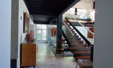 Hotel -casa en venta en  fraccionamiento club de golf Santa Fe, Morelos- 7 recamaras, 13 baños completos