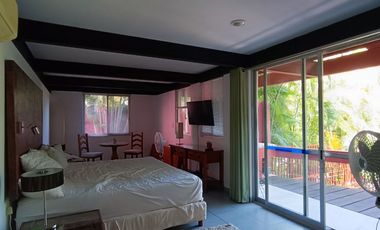 Hotel -casa en venta en  fraccionamiento club de golf Santa Fe, Morelos- 7 recamaras, 13 baños completos