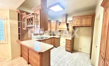 CASA EN RENTA EN FRACC PASEOS DEL PINAR