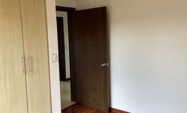 CASA DE RENTA O VENTA CUMBAYA SECTOR EL RESERVORIO CERCA A LA UNIVERSIDAD SAN FRANCISCO DE QUITO