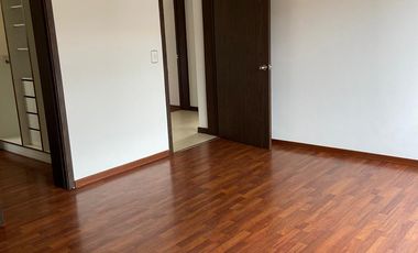 CASA DE RENTA O VENTA CUMBAYA SECTOR EL RESERVORIO CERCA A LA UNIVERSIDAD SAN FRANCISCO DE QUITO