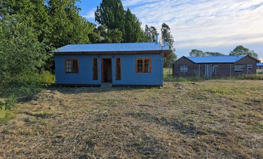 Parcela con Casa Amoblada en Venta – Freire