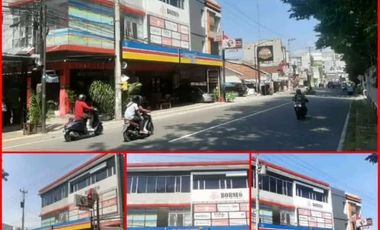DIJUAL RUANG USAHA 3 LANTAI STRATEGIS DEPAN KAMPUS UPN SETURAN SLEMAN YOGYA