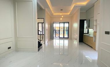 RUMAH CANTIK GRIYA LOKA LEBIH LUAS, LEBIH NYAMAN!! DENGAN FASILITAS SERBA DEKAT (HRB205)