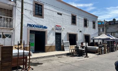 Renta de Oficinas en planta alta sobre Av. Solidaridad, en la colonia Molino de Parras, a unos minutos de Calzada La Huerta y el Monumento  L Cárdenas