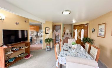 Casa en venta en Jesús del Monte, Cuajimalpa, CDMX. Con 2 recamaras, 3 baños y servicios básicos.