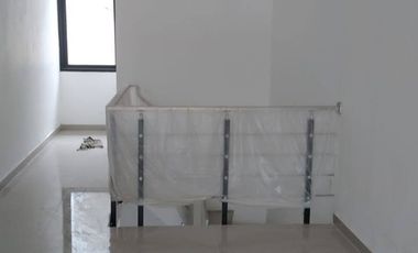 RUKO STRATEGIS 2 LANTAI