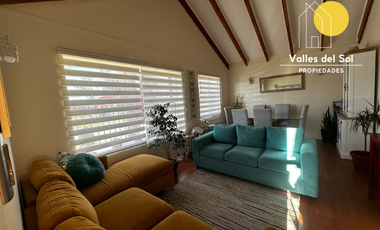 SE VENDE HERMOSA Y ESPECTACULAR CASA EN EXCLUSIVO SECTOR RESIDENCIAL DE HACIENDA EL PINO LA SERENA