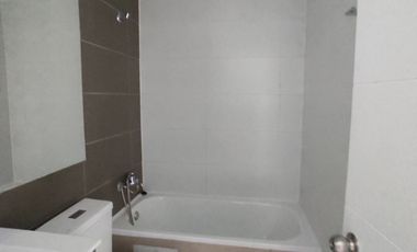 Departamento 2 dorm. con estacionamiento, Chacabuco 1120 Stgo.