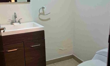 CASA DE 3 RECAMARAS CON TERRAZA EN FUENTES DE SATELITE CONJUNTO CERRADO CON VIGILANCIA