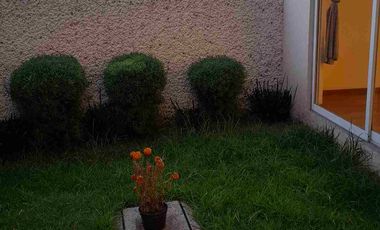 CASA DE 3 RECAMARAS CON TERRAZA EN FUENTES DE SATELITE CONJUNTO CERRADO CON VIGILANCIA