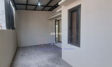 Rumah 2 Lantai Mitra Raya Evergreen Batam Centre