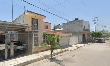 Casa en Venta J Trinidad Barragán Sahuayo Michoacán Adjudicada