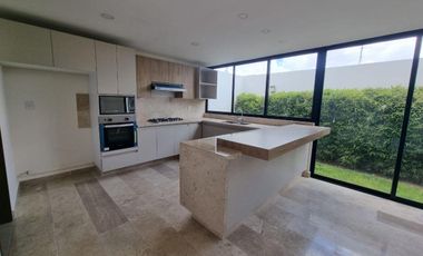 CASA EN RENTA MIRALTA HABITAT