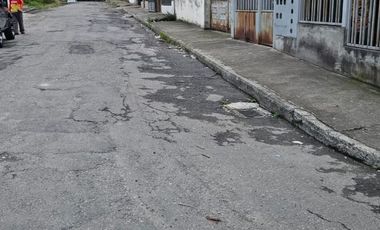 EDIFICIO EN VENTA DE 4 DEPARTAMENTOS SUR LOJA