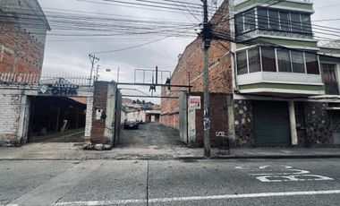 Venta Terreno Comercial. Sector Centro de Cuenca