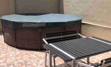 SE ALQUILA LINDA VILLA EN BOSQUES DE LA COSTA.