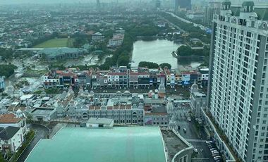 Double Balcony, Apartement Frenchwalk Di Kelapa Gading Jakarta Utara